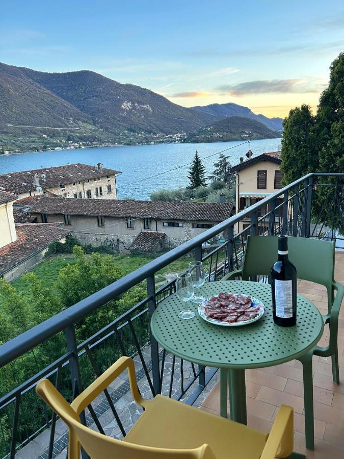 Sebino Holiday Home Monte Isola Exterior foto