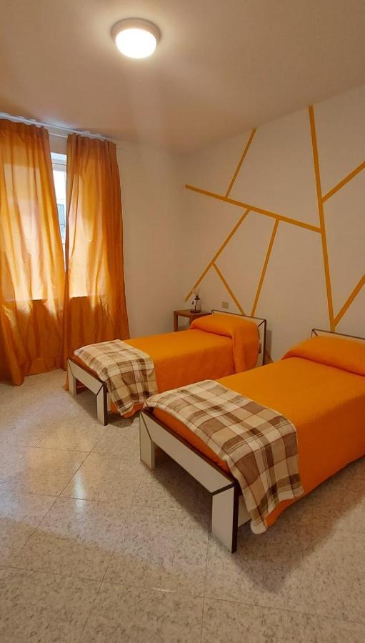 Sebino Holiday Home Monte Isola Exterior foto