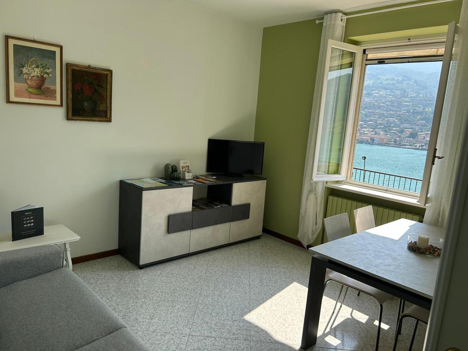 Sebino Holiday Home Monte Isola Exterior foto